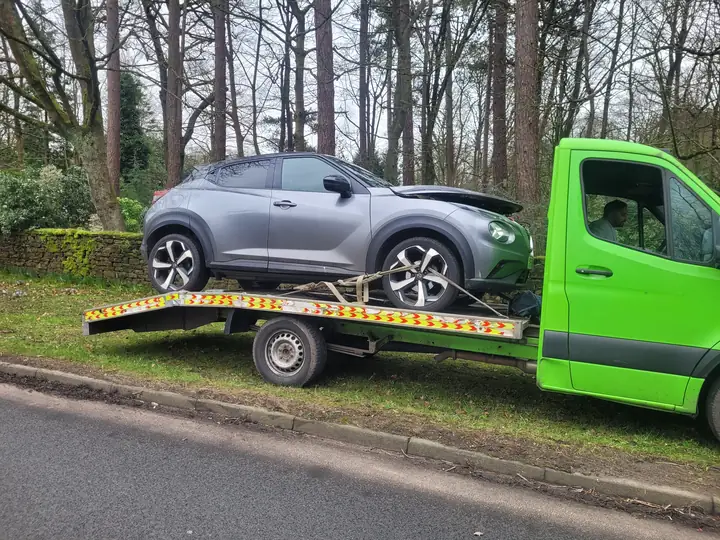 Nissan Juke with front-end damage